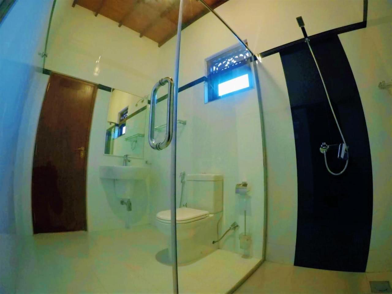 Villa 4U Бентота Экстерьер фото