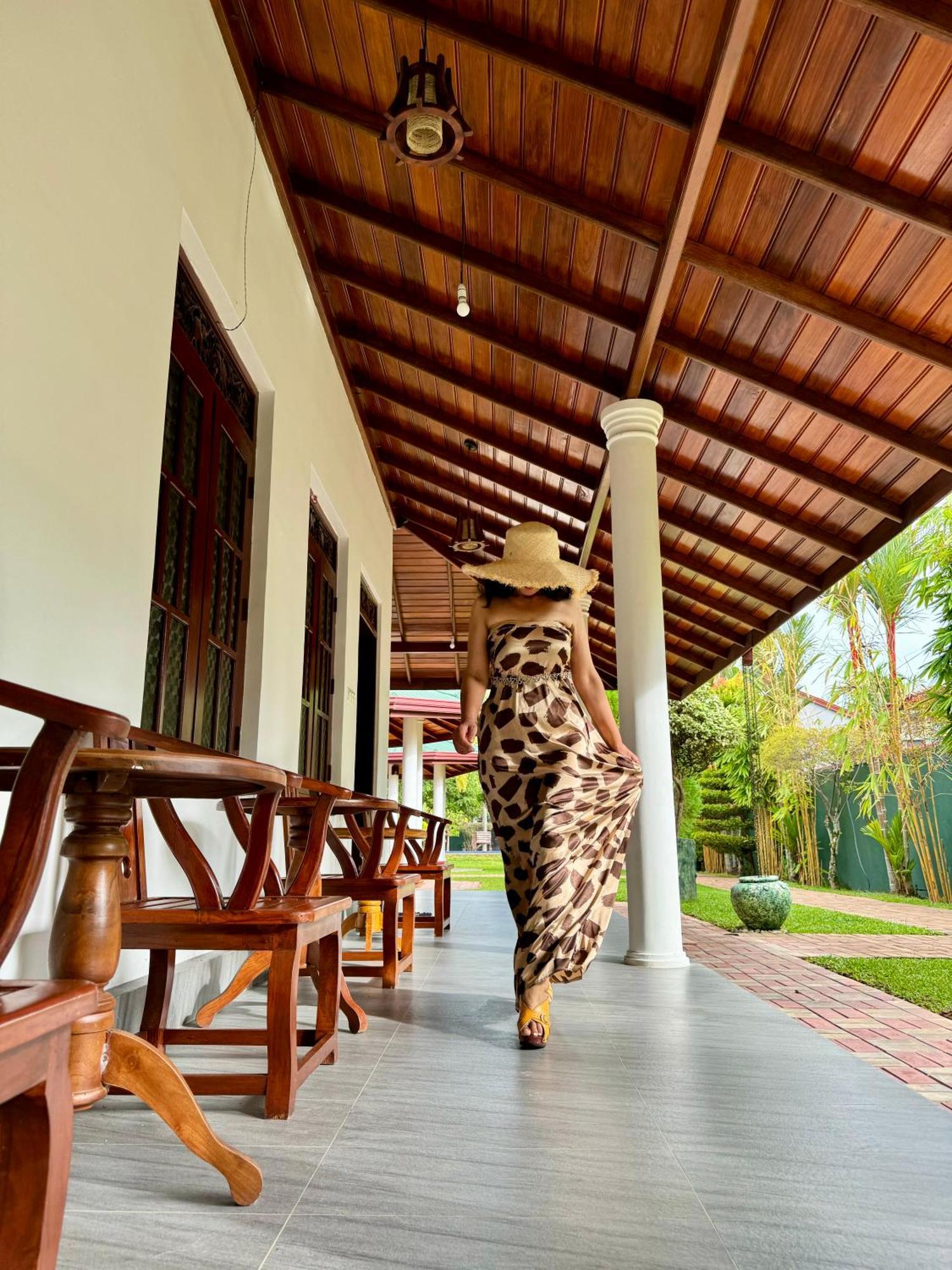 Villa 4U Бентота Экстерьер фото